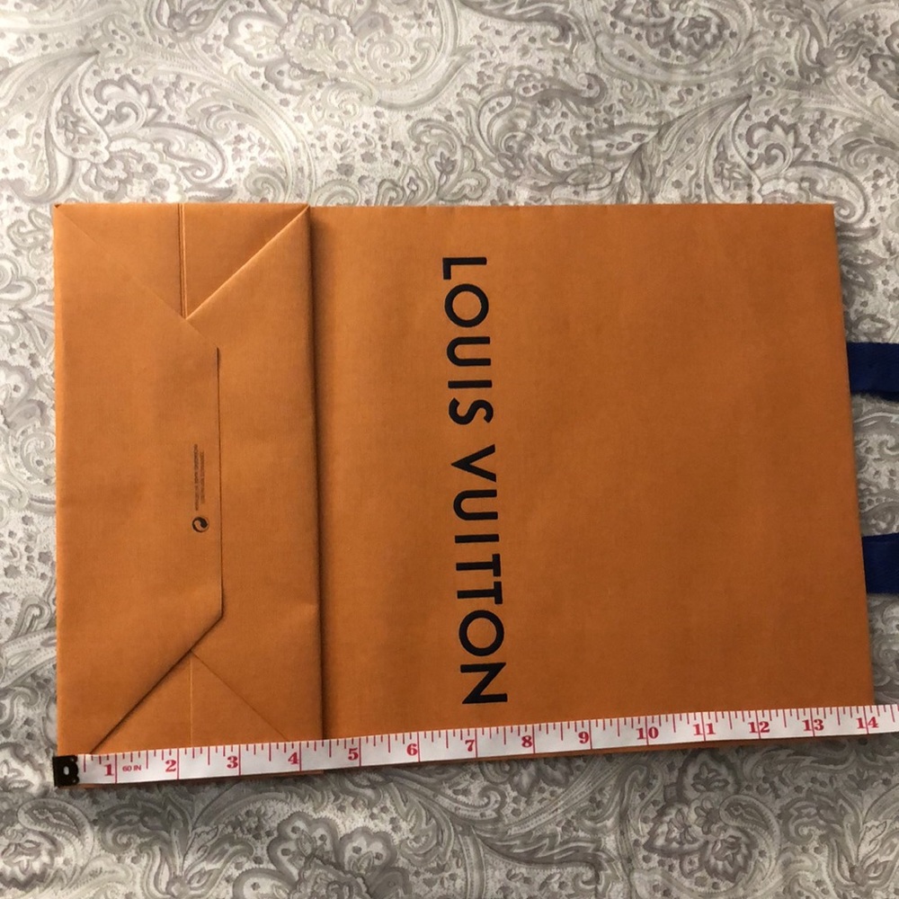 Louis Vuitton Shopping Bag - Picture 4 of 4